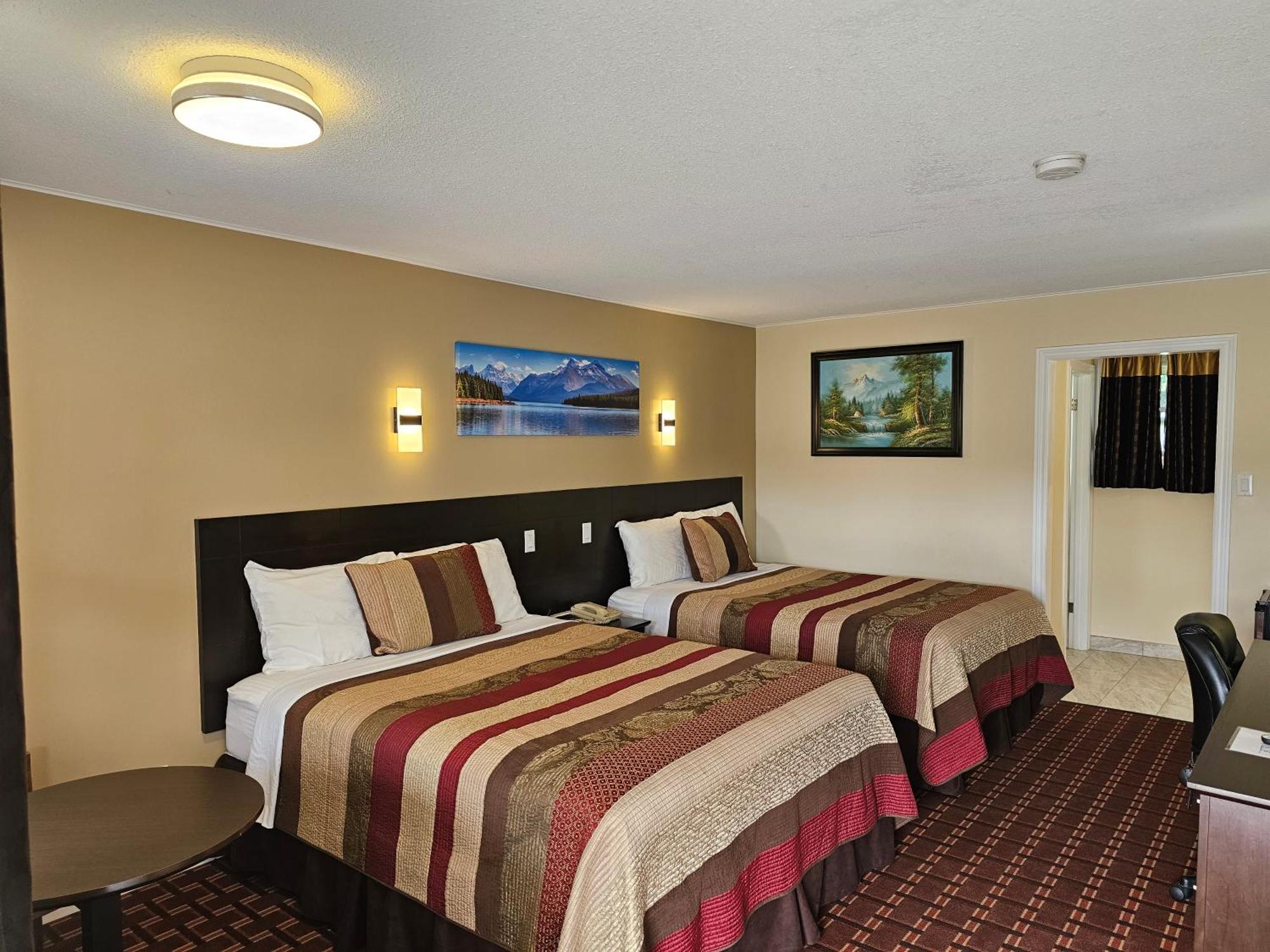 Fox Motor Inn Greater Napanee Dış mekan fotoğraf